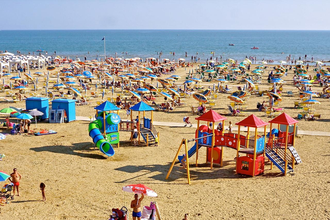 Horizon Belmare Apartments Bibione Buitenkant foto